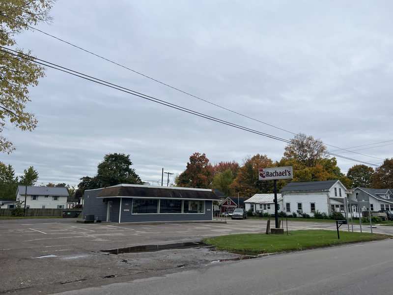 Rachael's (Moonlite Drive-In)